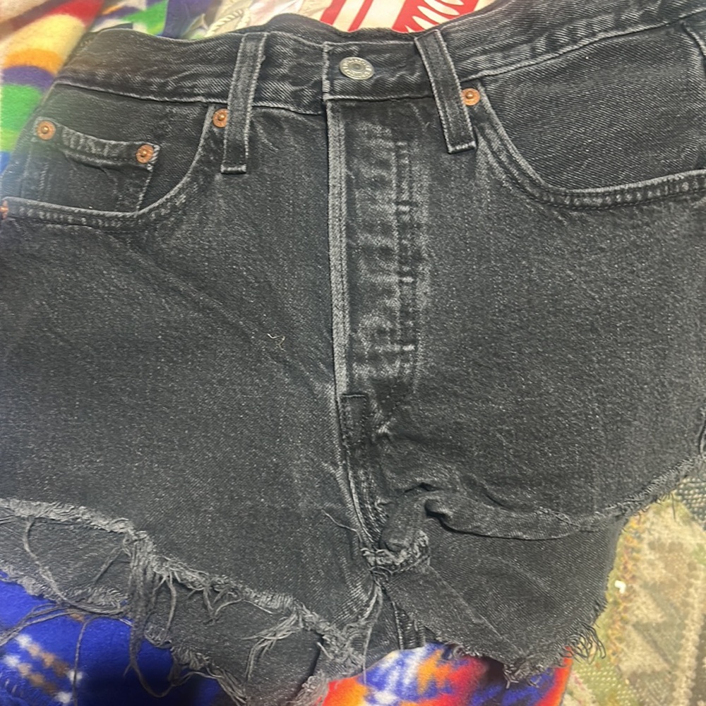 Perfect condition  Levi short - Picture 2 of 4